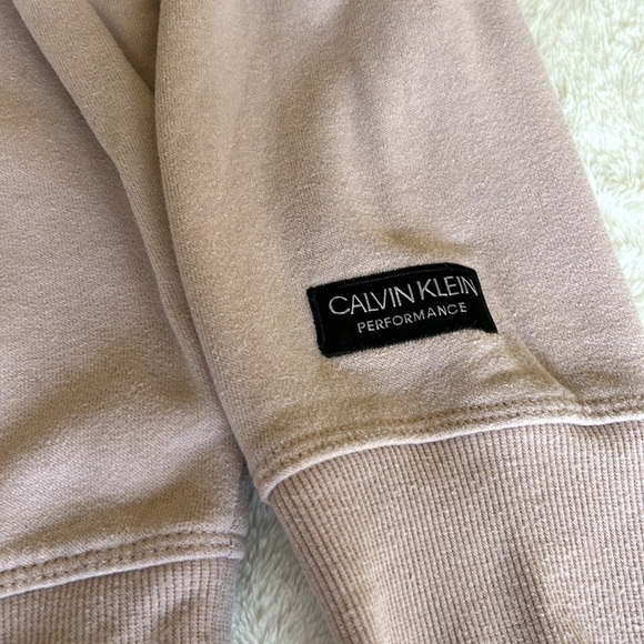 Calvin Klein Pink Crop Sweater - Picture 4 of 4